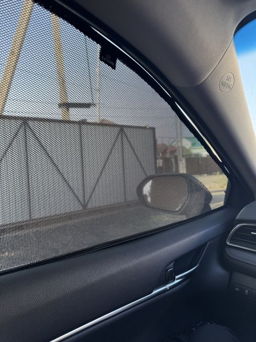 Шторки Lutor на Camry 70-75