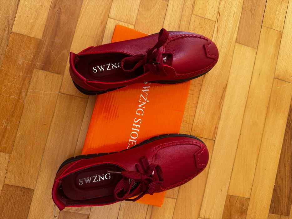 Червени обувки естествена кожа