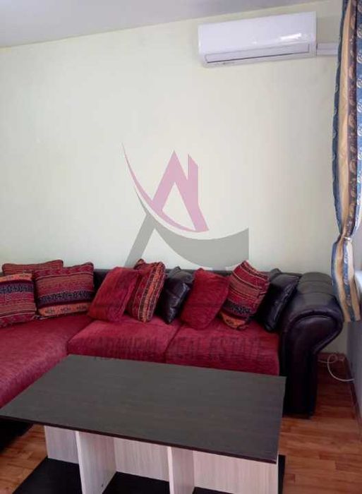 Дава се под наем Тристаен апартамент в Варна, Лятно кино Тракия - 96 кв.м за 498.27 € - Снимка #1