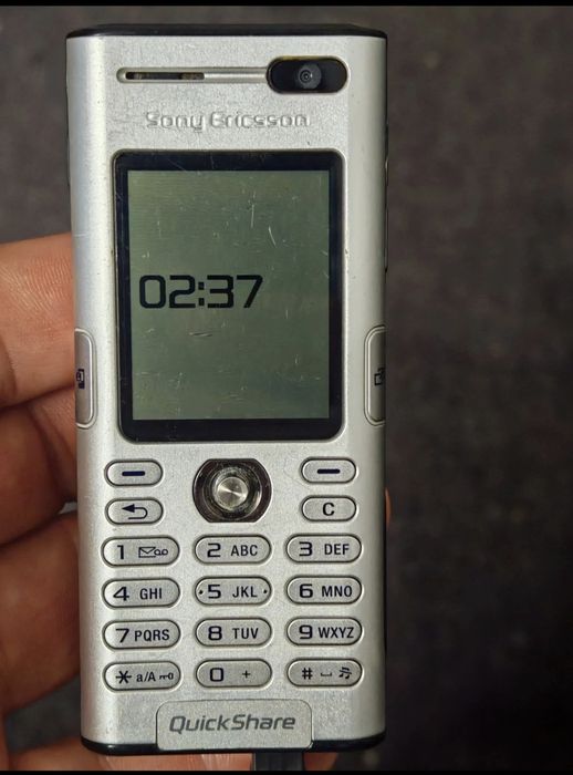 Sony Ericsson K600i
