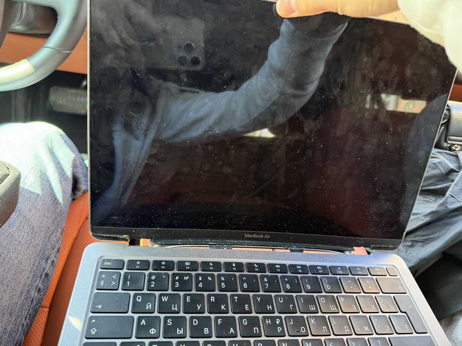 Macbook Air на запчасти