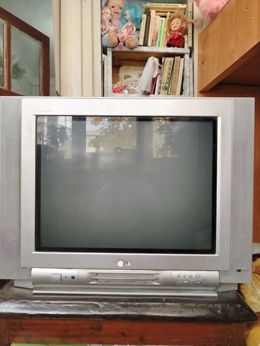 Телевизор LG. Б/у.