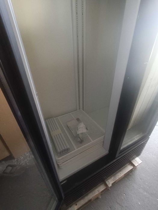 Месарски вертикални хладилни витрини - нови налични на склад