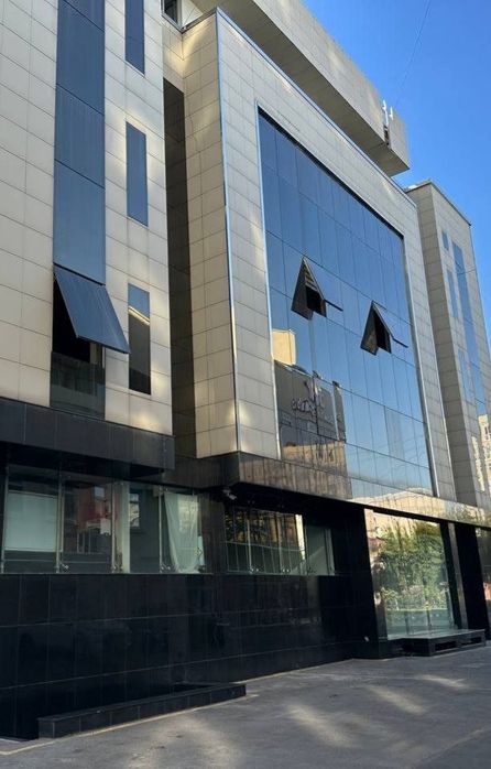 Продается коммерческое здание в Мирабадском районе V327