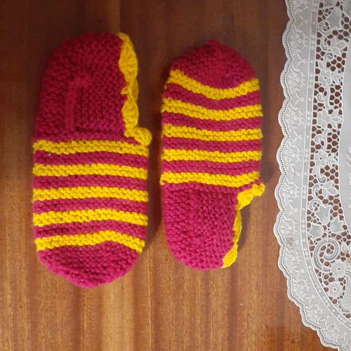 Вяжу на заказ спицами.