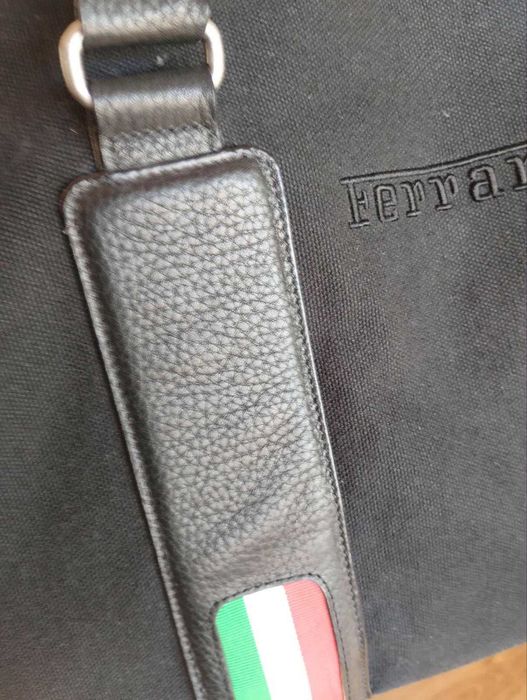 премиум сак PUMA x FERRARI –С ЕСТЕСТВЕНА КОЖА-Оригинален