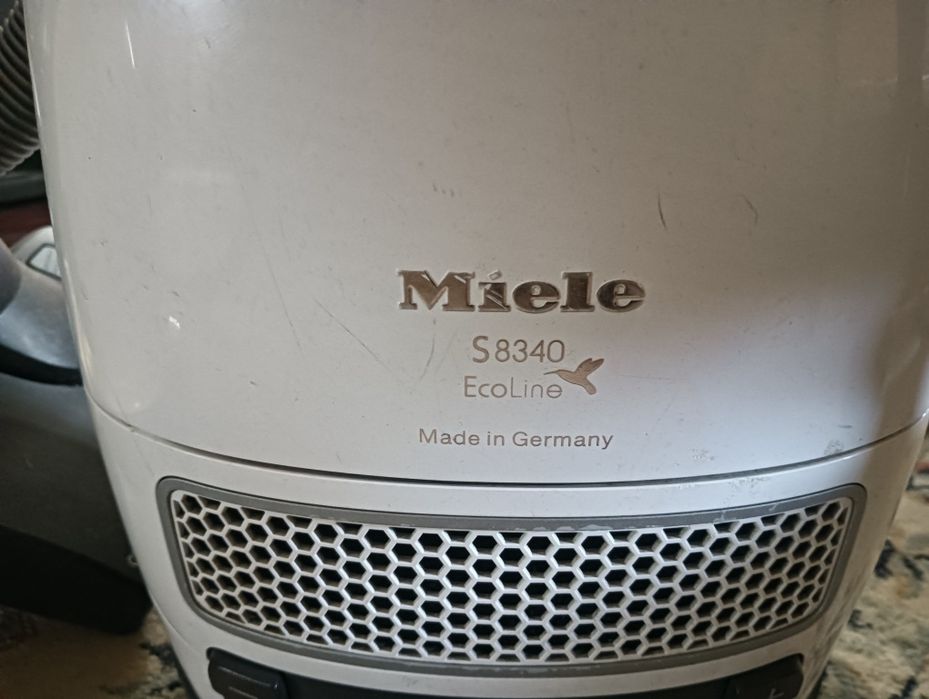Прахосмокачки Miele S 8340