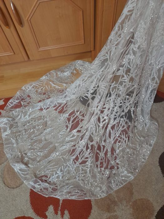 Vand rochie de mireasa