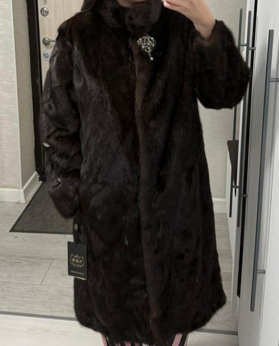 Норковая шуба новая