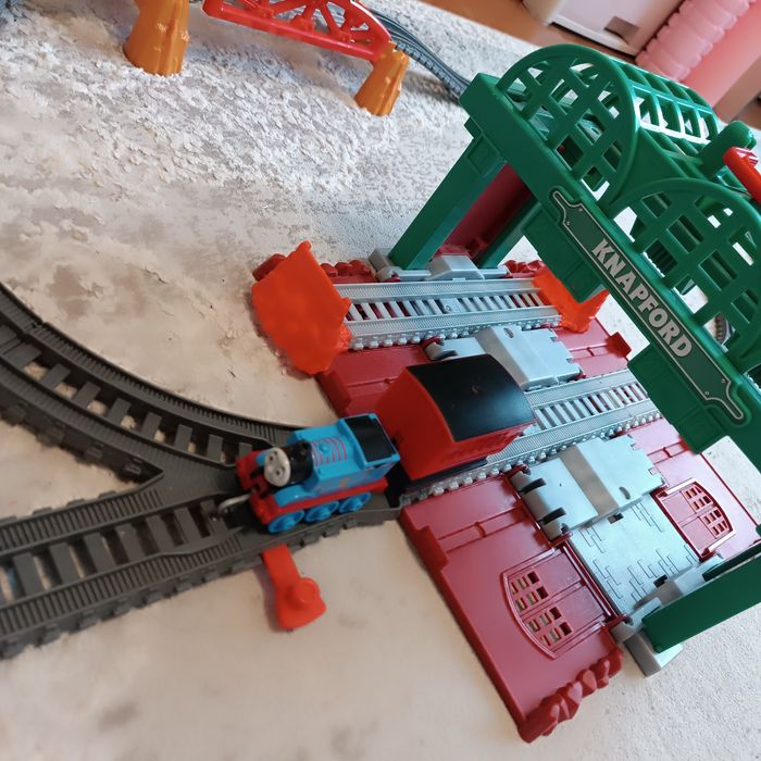 Продам б/у в отличном состоянии. Оригинал