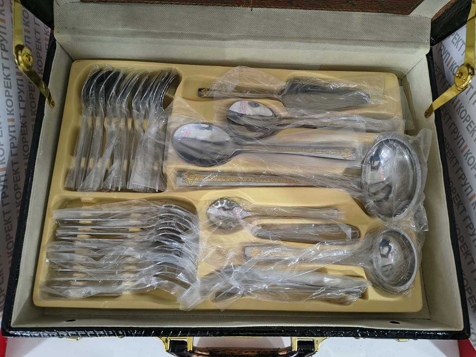 Kуфарче с позлатени прибори 72 части
