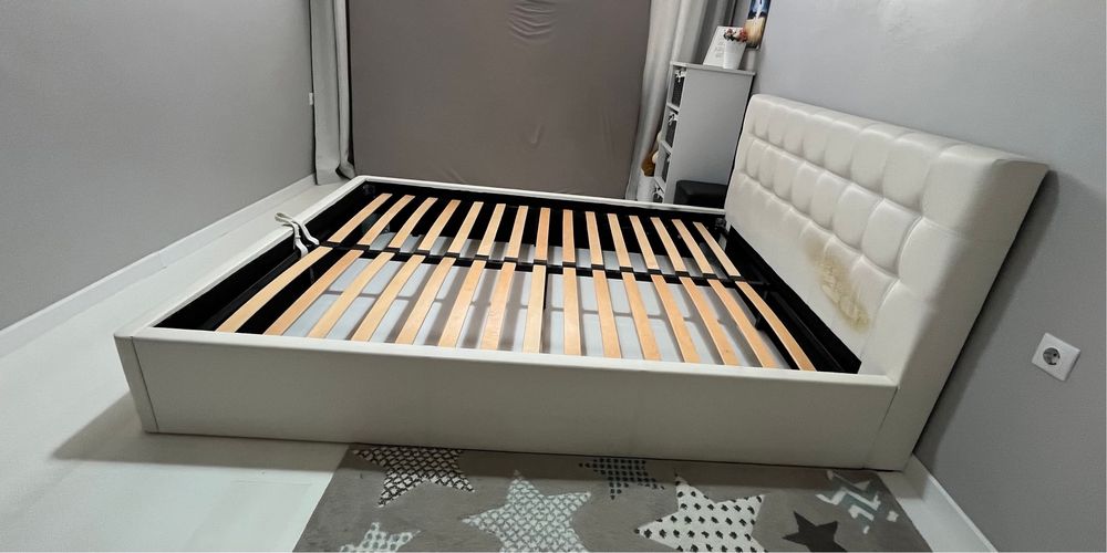 спалня XORA + матрак NANI  160/200