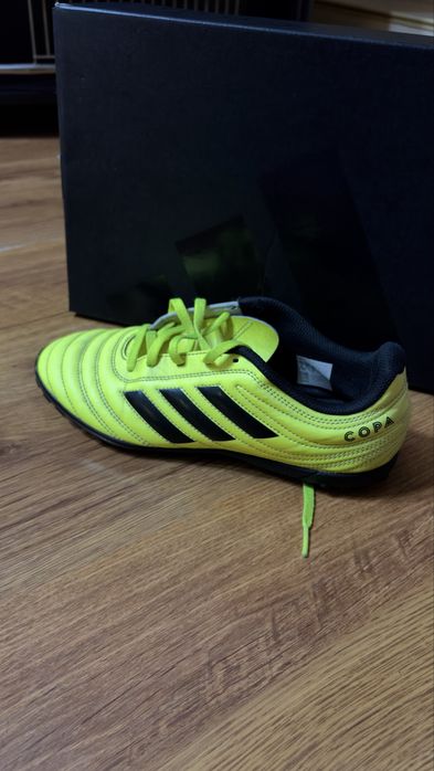 Футболни стоножки addidas copa