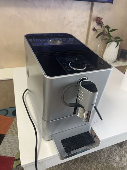 Espressor automat cafea Jura Ena Micro 9 pentru piese!