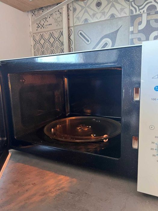 Cuptor cu microunde Samsung
