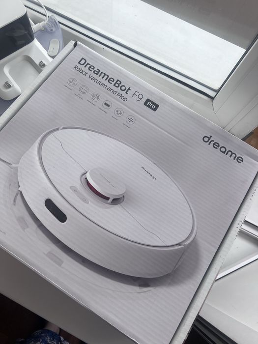 Продам робот пылесос