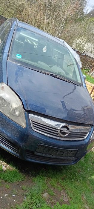 Vând 2 buc. 0pel zafira 1,7 diesel euro 5