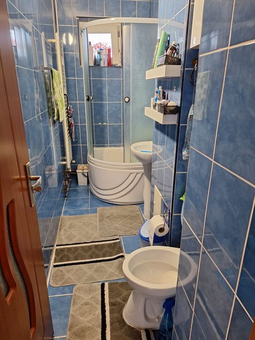 Apatrament 2 camere finisat zona 9 Mai str Olari