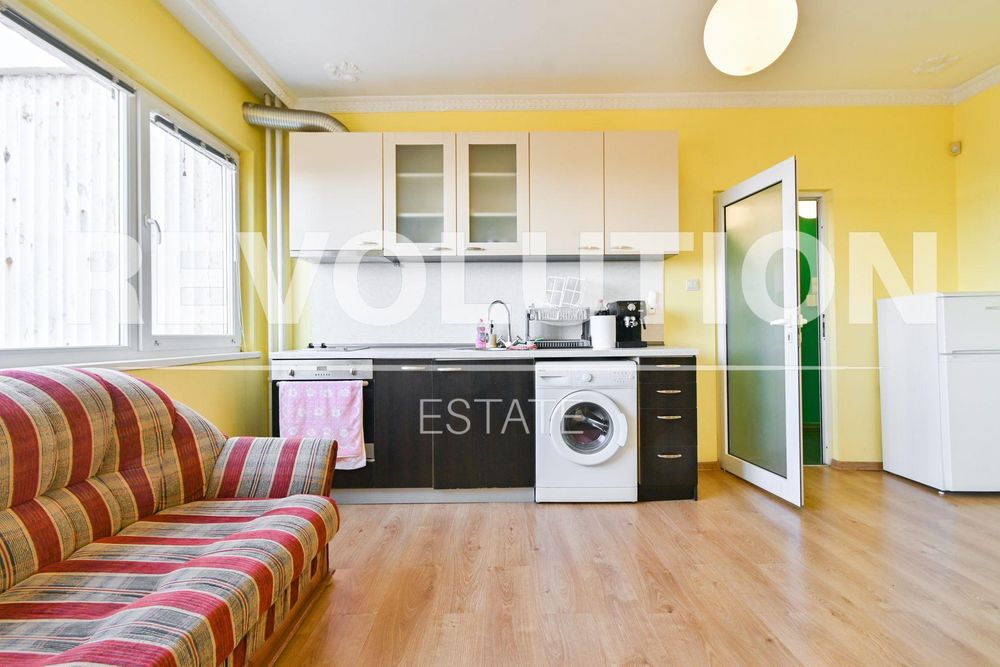 Дава се под наем Двустаен апартамент в София, Слатина - 55 кв.м за 511 € - Снимка #3