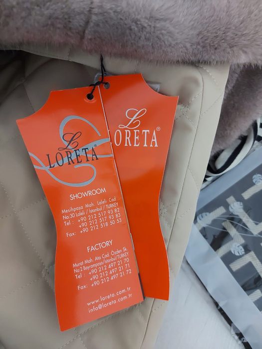 Продам пальто , 50 размер, новая