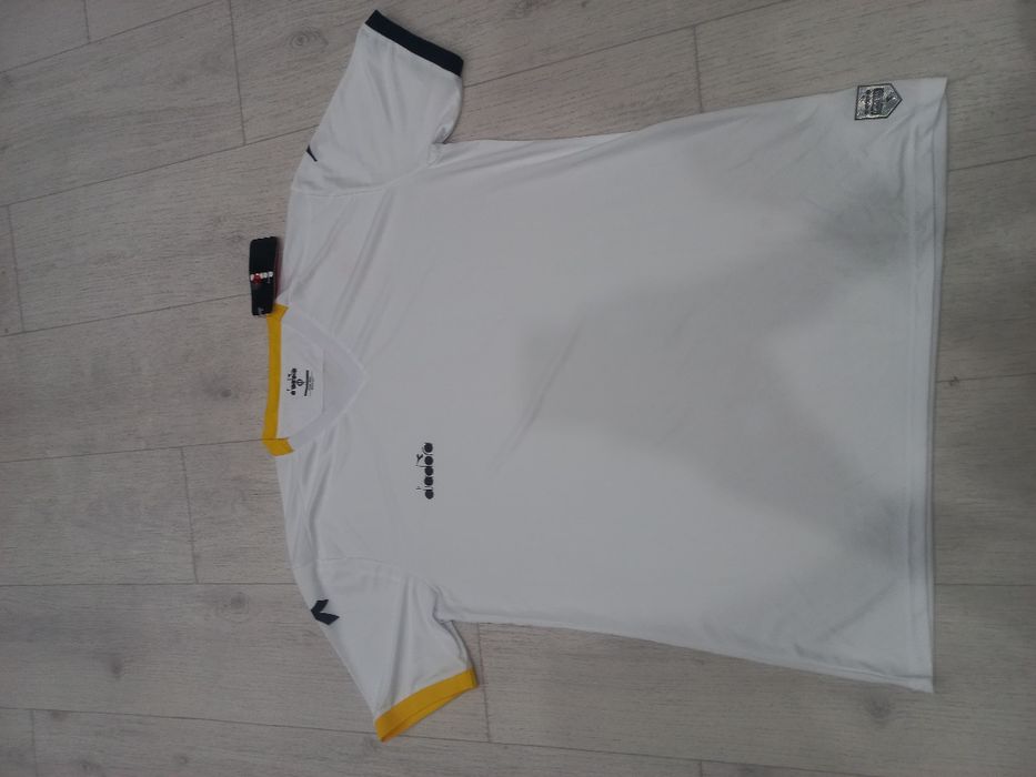 Оригинальный комплект белой формы Diadora