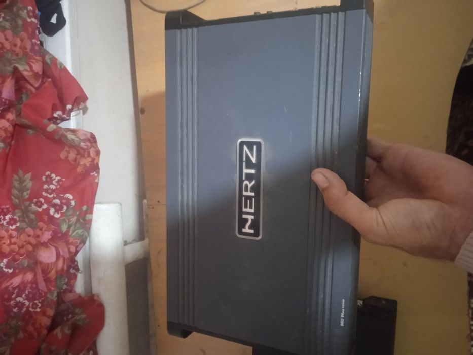 Усилитель Кенвуд 500 Усилитель Гертз 1000