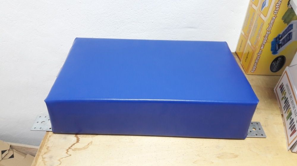 Perna box cu montaj pe perete 60 x 40 x 10 cm