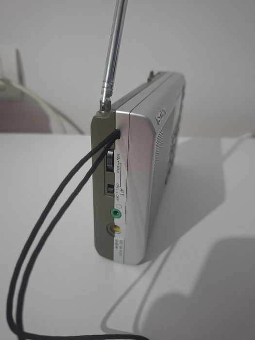 Radio portabil sony icf sw35