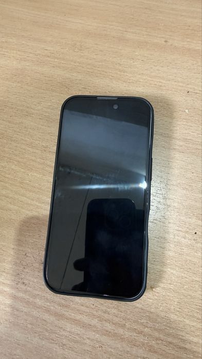 Продам айфон 16 iphone 16