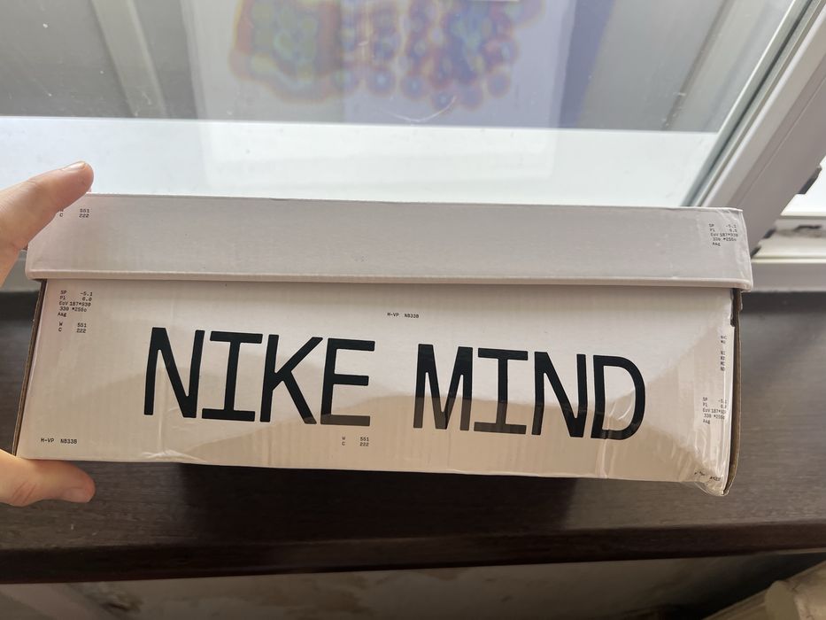 Кроссовки Nike mind