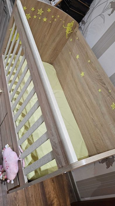 Легло Дизайн бейби с 3 нива, люлеещ механизъм и 4 чекмеджета