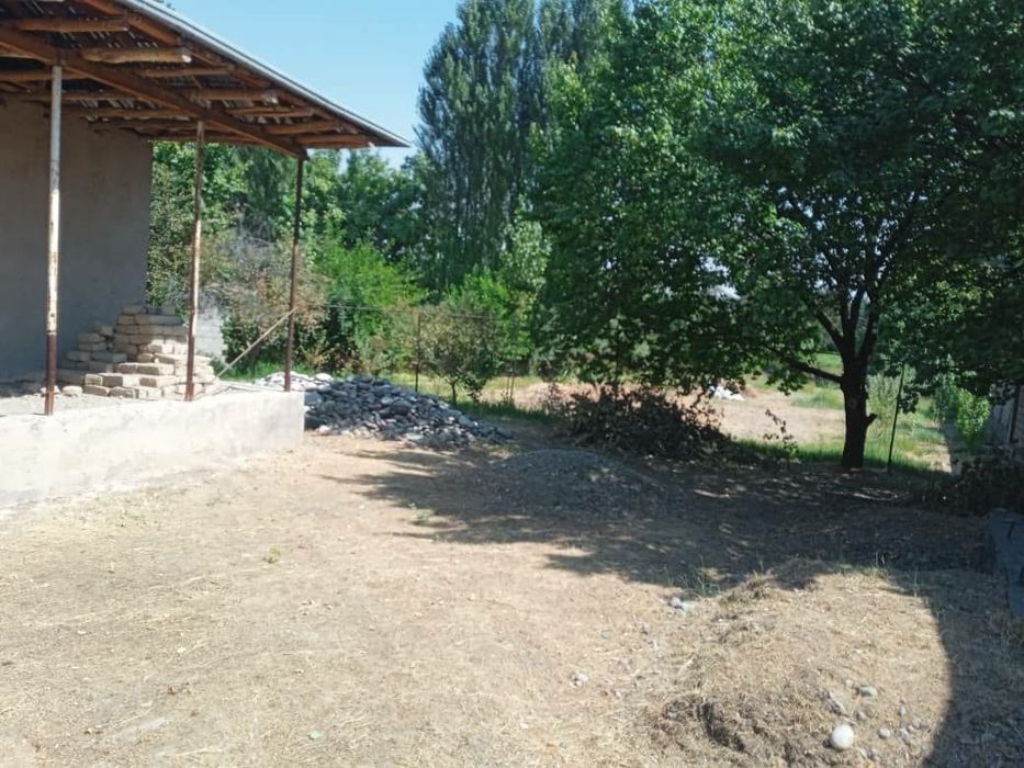 Участка сотилади