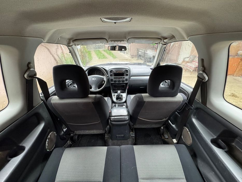 Vând Suzuki Grand Vitara