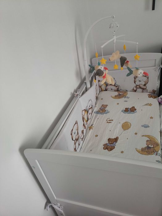 Pătuț copil bebelusi cu carusel