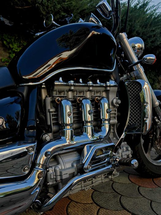 Power Cruiser Rocket III 2300