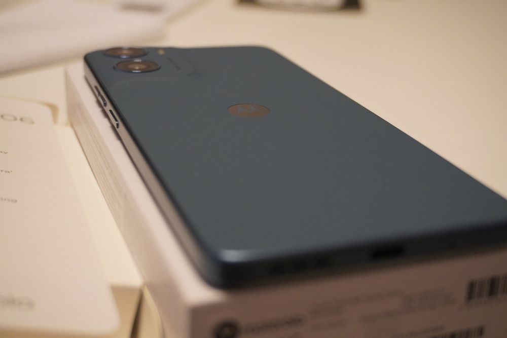 Motorola Moto G06 256 GB – ecran mare, baterie generoasă și un preț prietenos