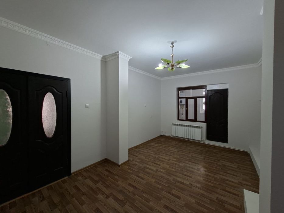 Urganch shahar markazida kvartira sotiladi 2/7/9 Asa club orqasida