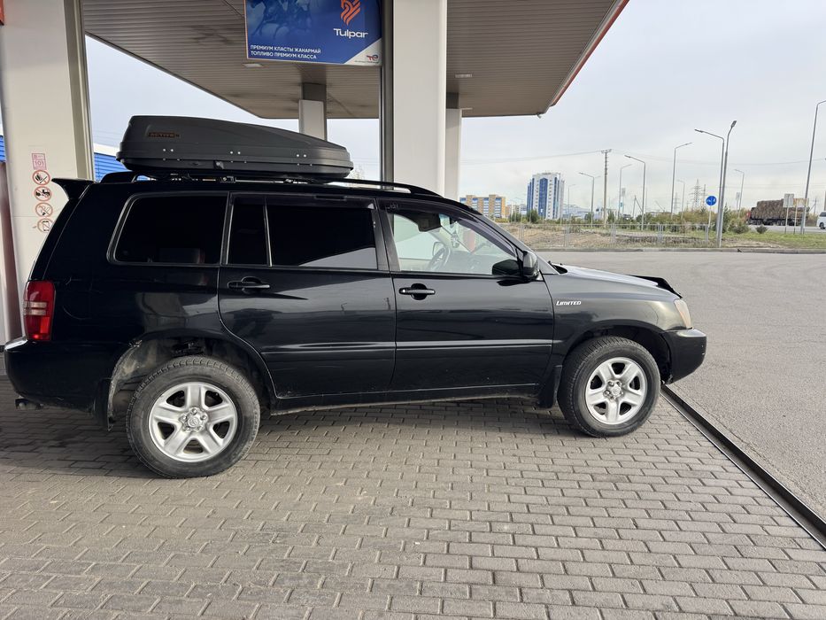 Тайота.                                                      хайландер