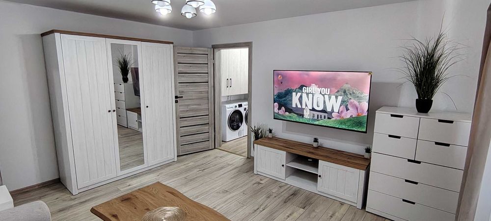 Apartament reamenajat mobilat