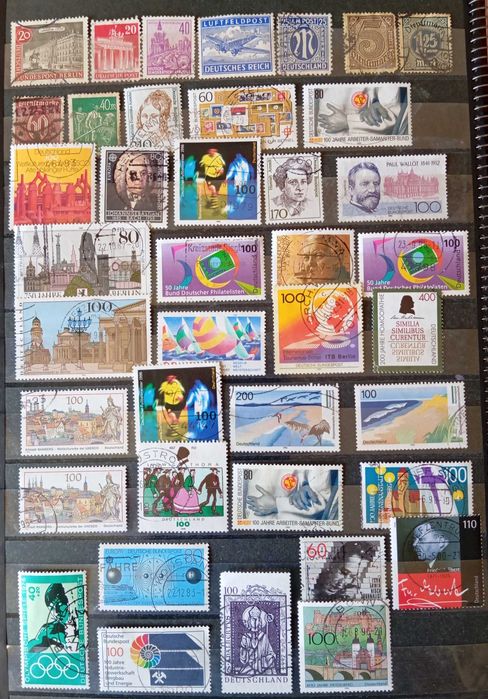 Продам альбом с марками