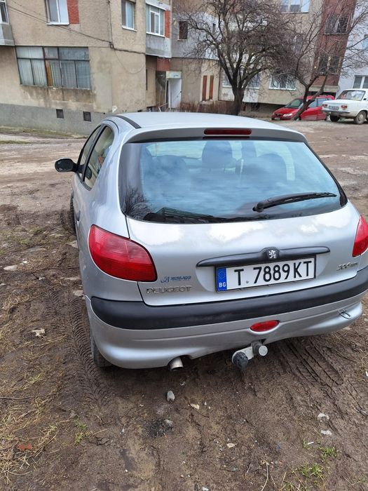 Автомобил Пежо 206 дизел