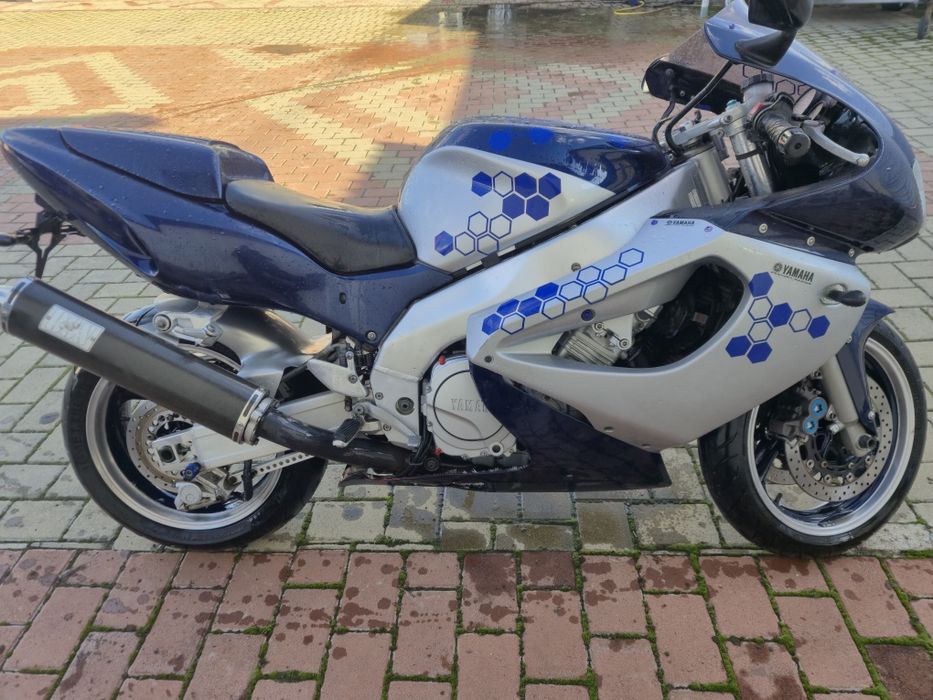 YAMAHA YZF1000R Thunder