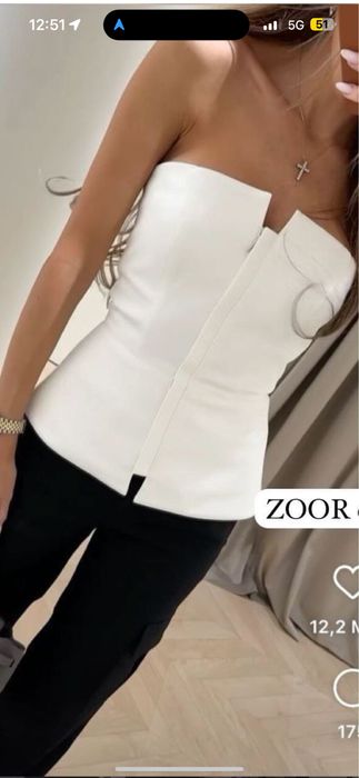 белый корсет с замком