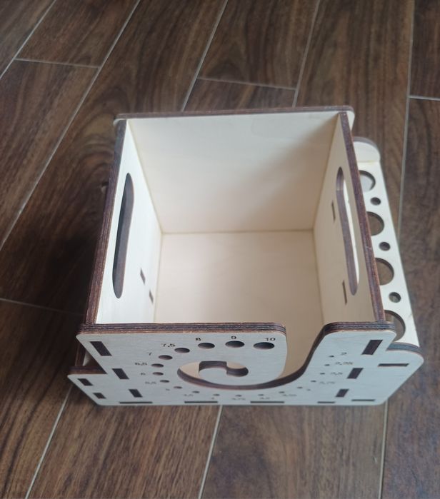 Держатель для пряжи