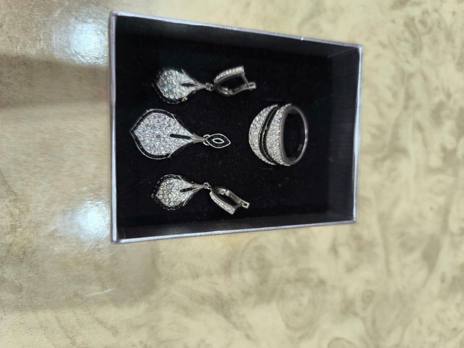 Комплект из серебра 925 пробы