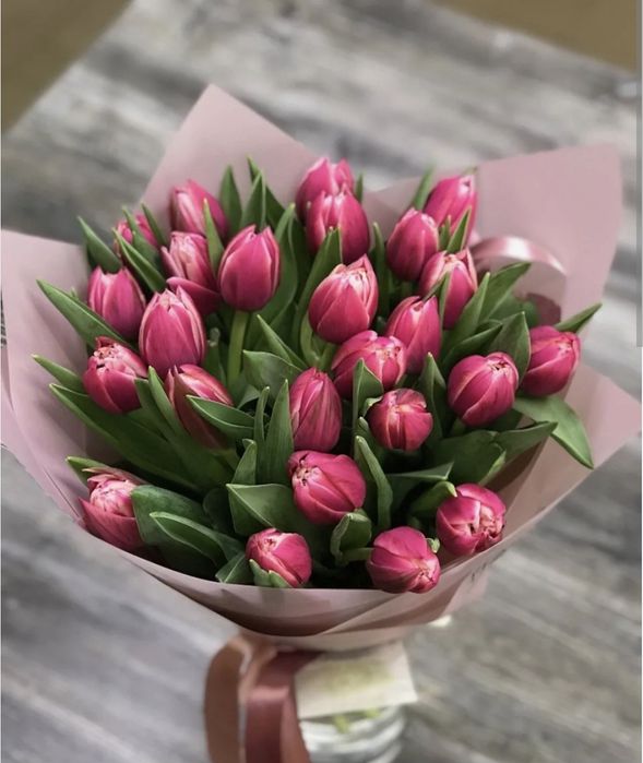 Тюльпаны к 8 марта с бесплатной доставкой