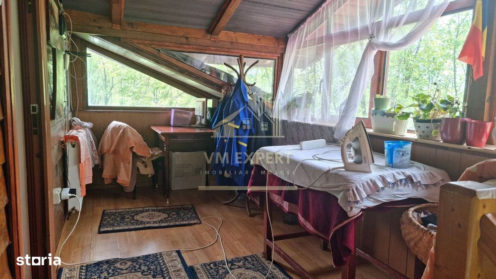 Casa 3 Camere, Teren 6200 Mp + 2 Lacuri, Campulung, Namaiesti