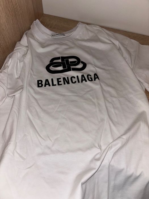 Tricou Balenciaga