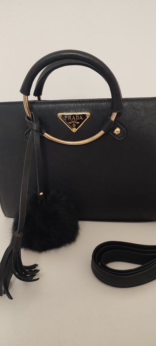 Poșețică Prada, nouă