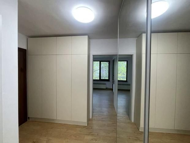 Дава се под наем Тристаен апартамент в София, Лозенец - 91 кв.м за 1000 € - Снимка #7